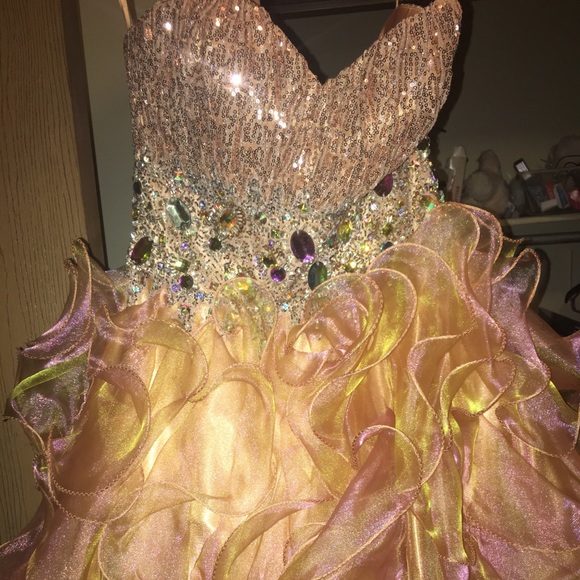 Dress - Picture 2 of 3